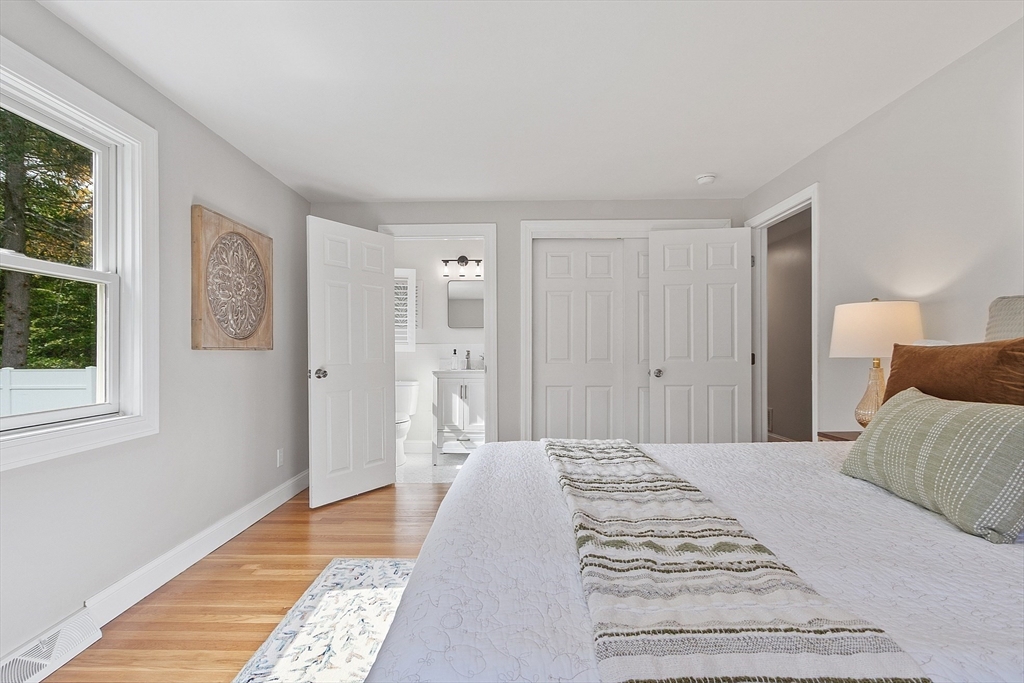 30 Paul Revere Rd, Acton
