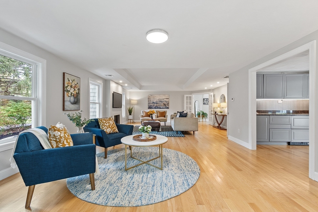 30 Paul Revere Rd, Acton