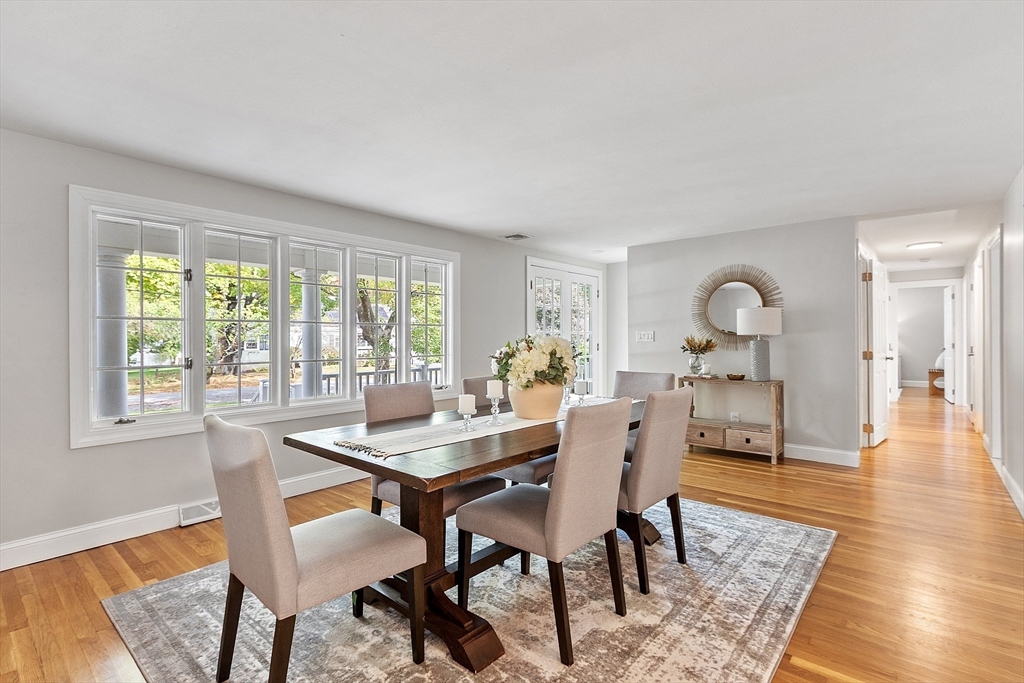 30 Paul Revere Rd, Acton