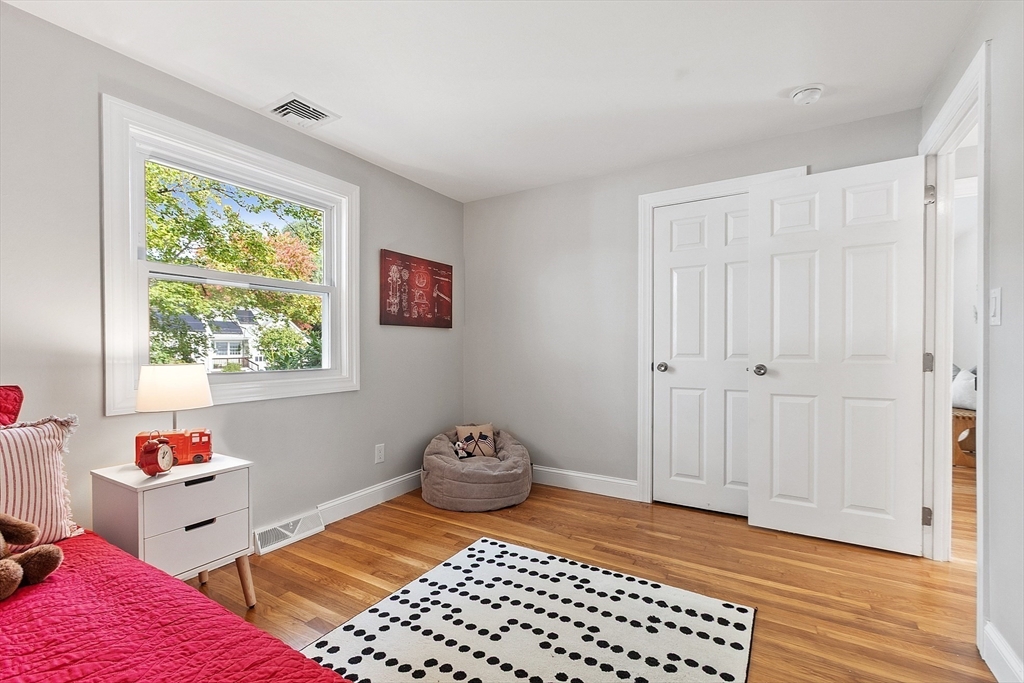30 Paul Revere Rd, Acton