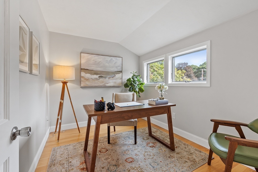 30 Paul Revere Rd, Acton
