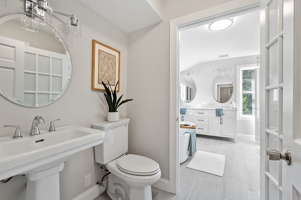 30 Paul Revere Rd, Acton