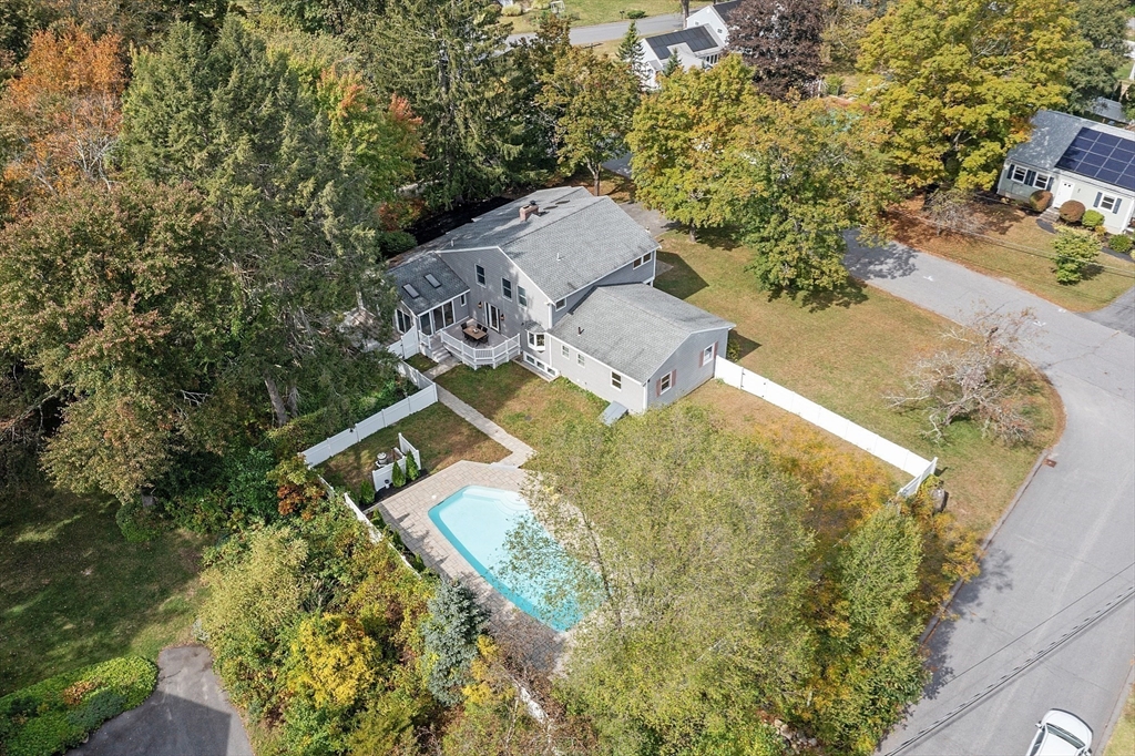 30 Paul Revere Rd, Acton