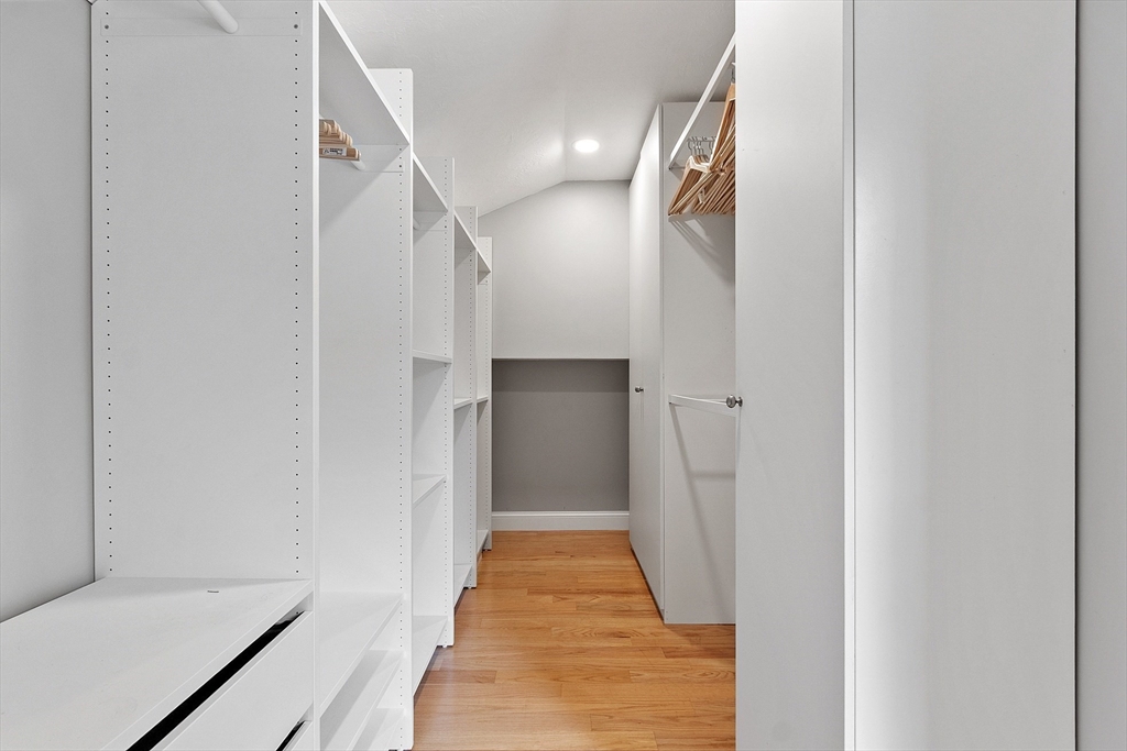 30 Paul Revere Rd, Acton