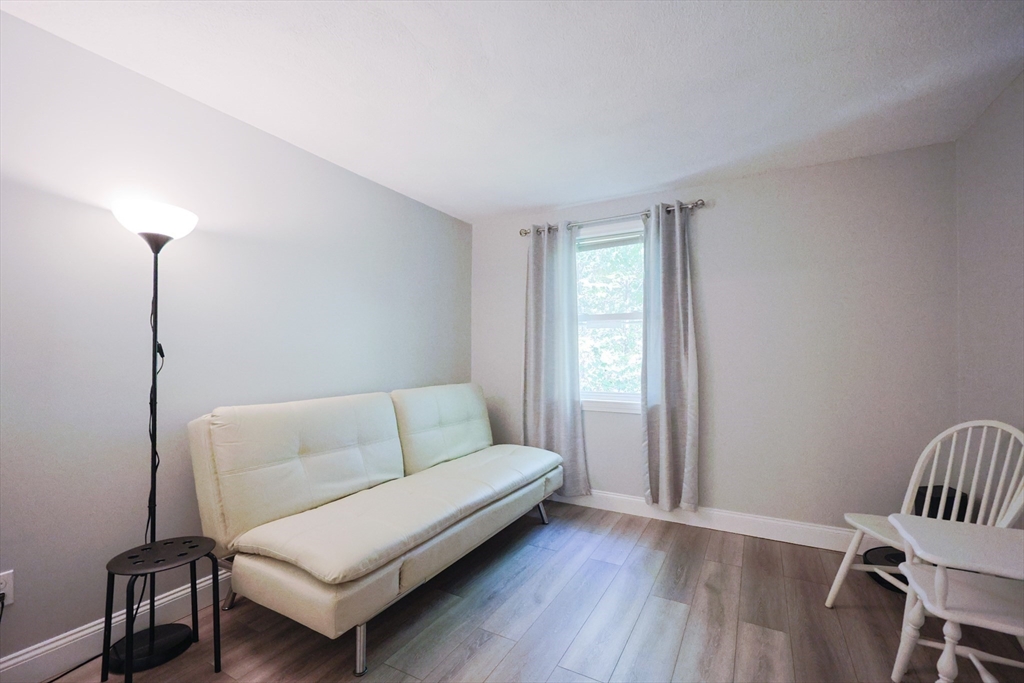 57 Norval Ave, Stoneham