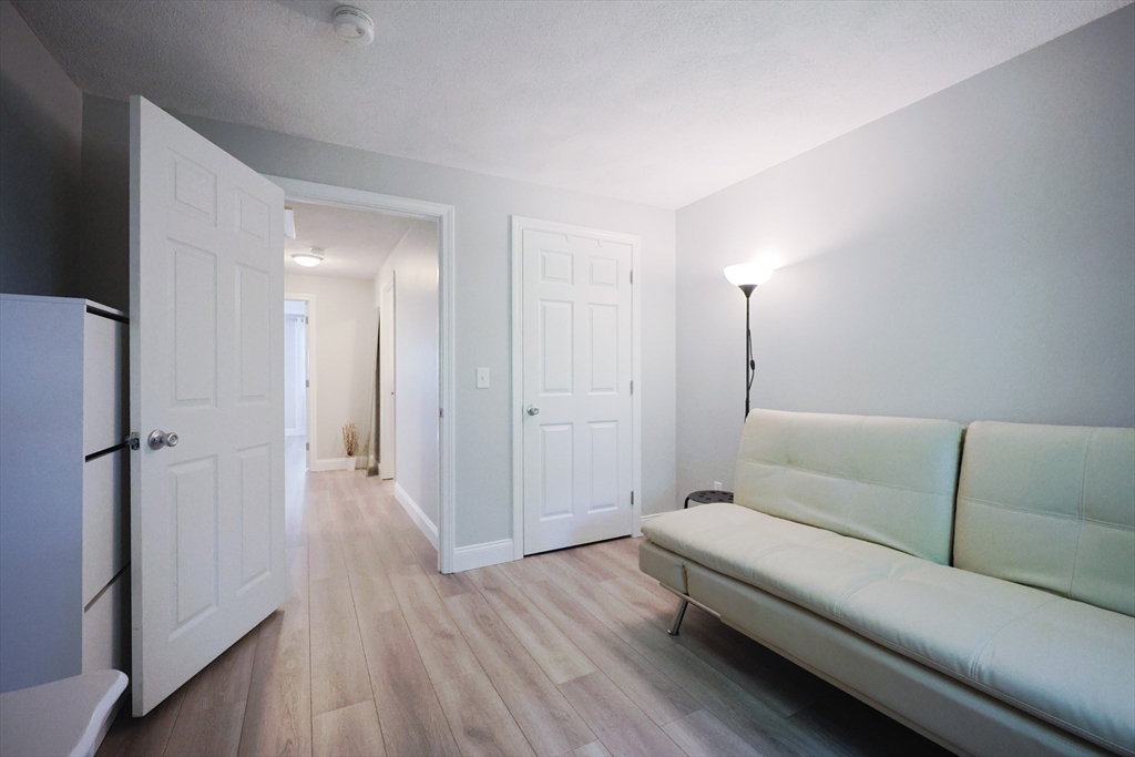 57 Norval Ave, Stoneham