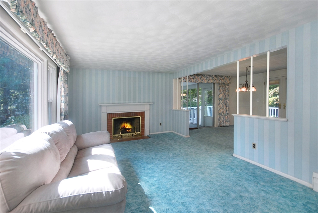 13 Beverly Rd, Acton