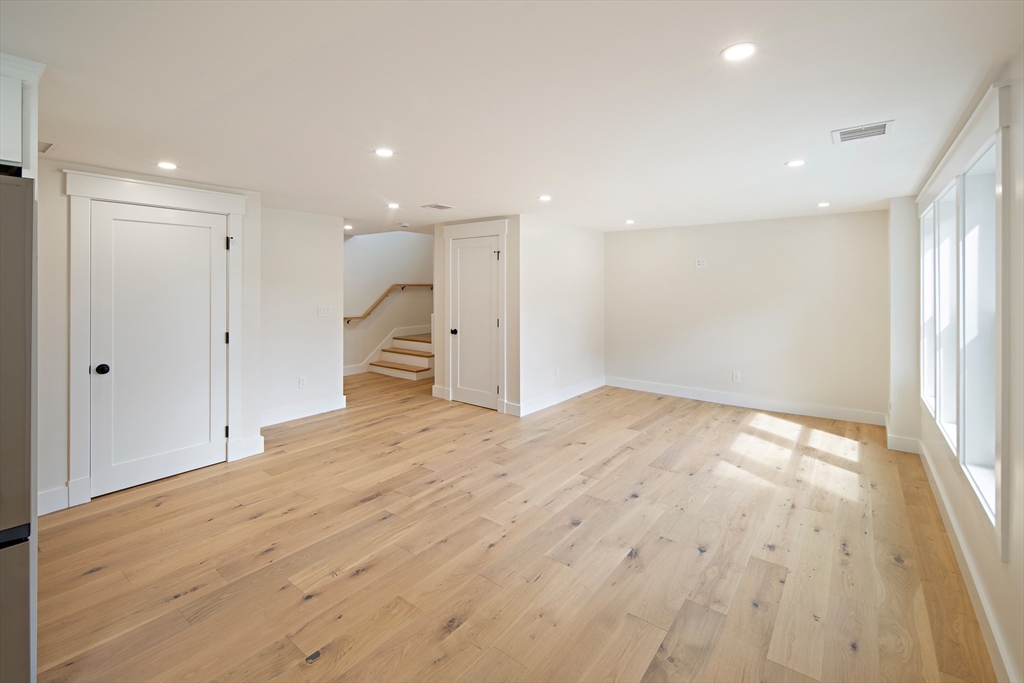 26 Maple St