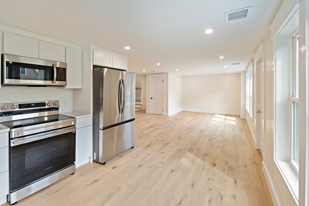 26 Maple St