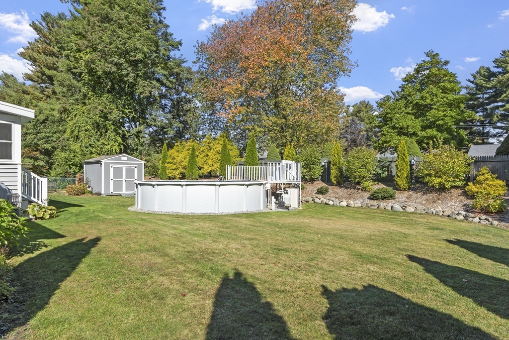 16 Jonathan Dr