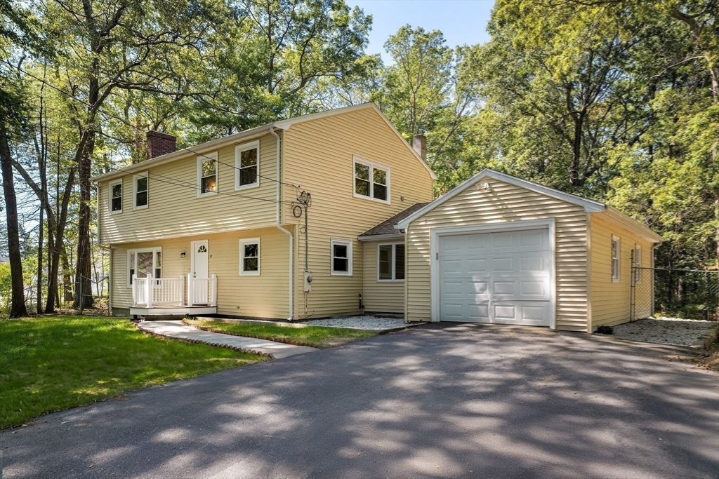 17 Carlisle Rd