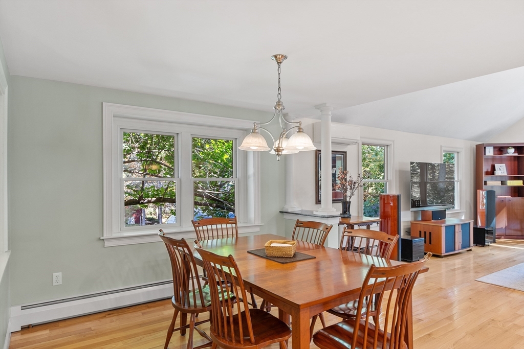 31 Mohawk Dr