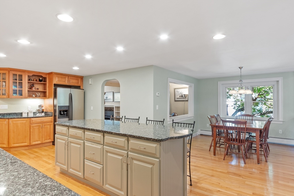 31 Mohawk Dr