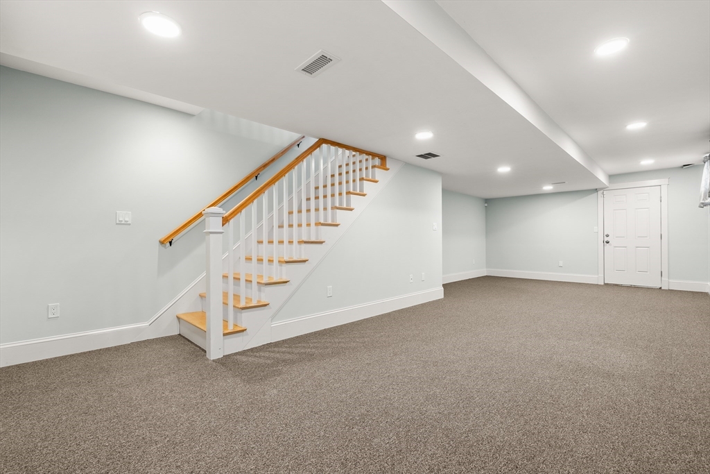 35 Bacon St # 35