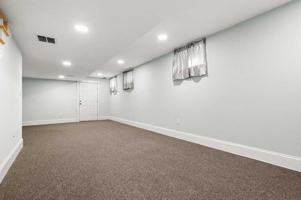 35 Bacon St # 35