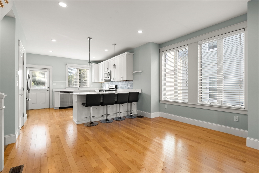 35 Bacon St # 35