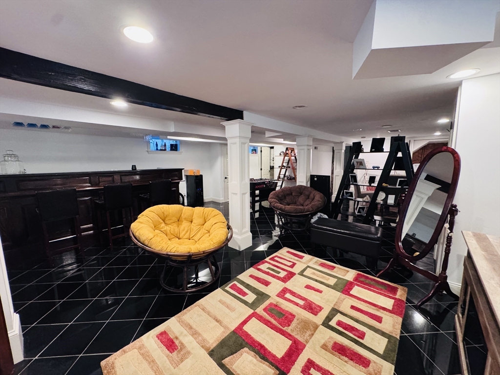 8 Cedar St