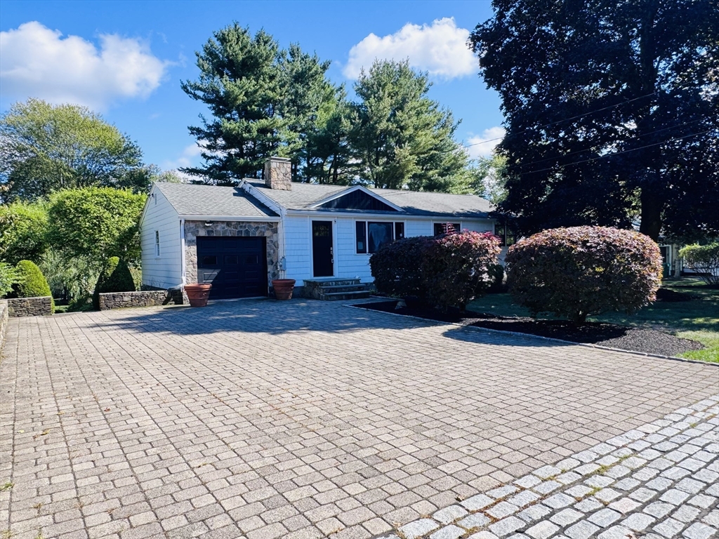 8 Cedar St