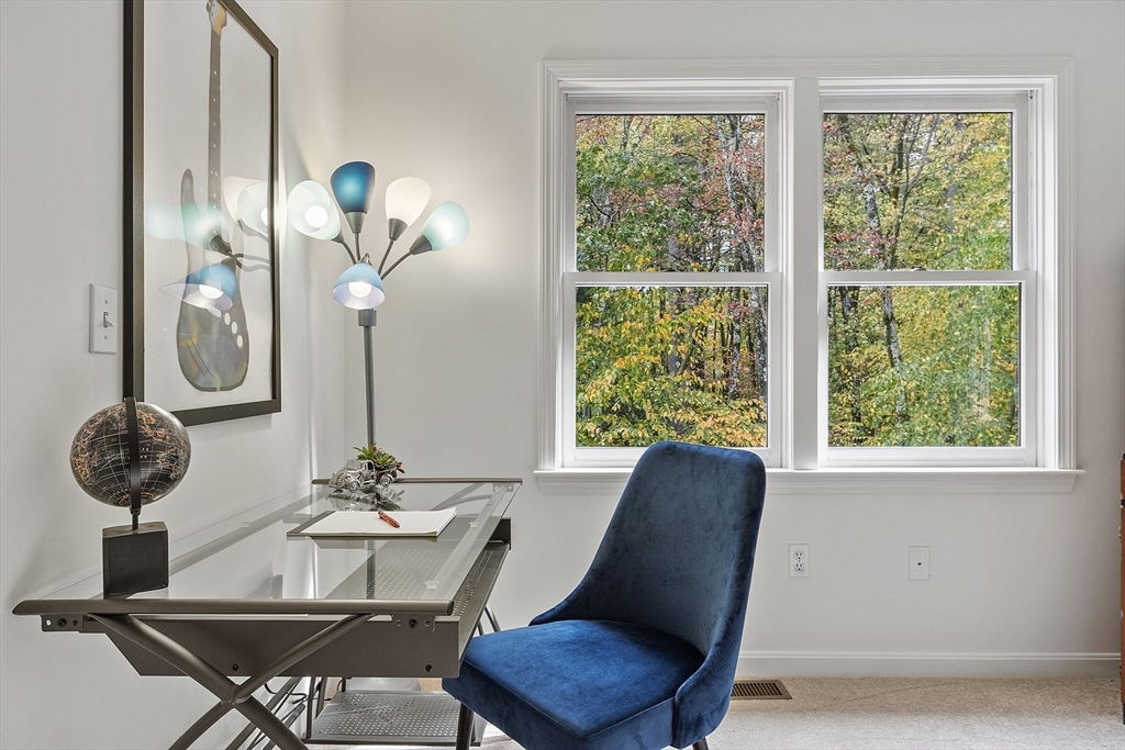 26 Overlook Dr, Acton