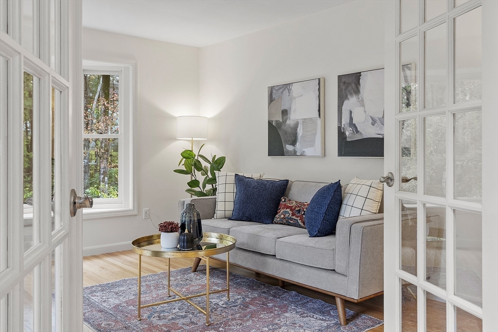 26 Overlook Dr, Acton