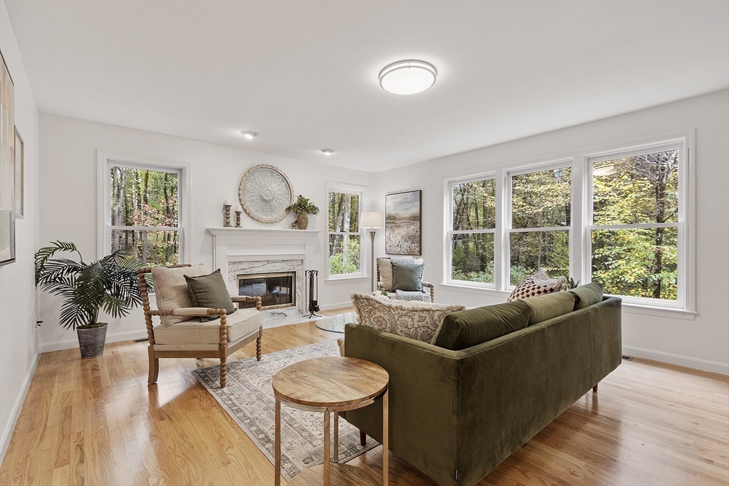 26 Overlook Dr, Acton