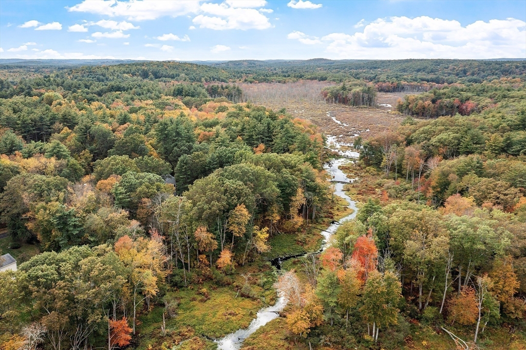 26 Overlook Dr, Acton