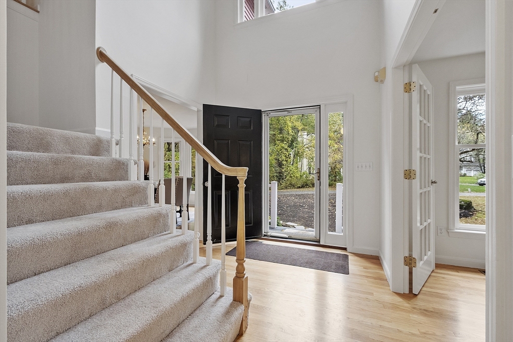 26 Overlook Dr, Acton