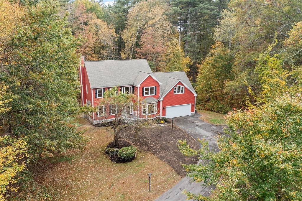 26 Overlook Dr, Acton