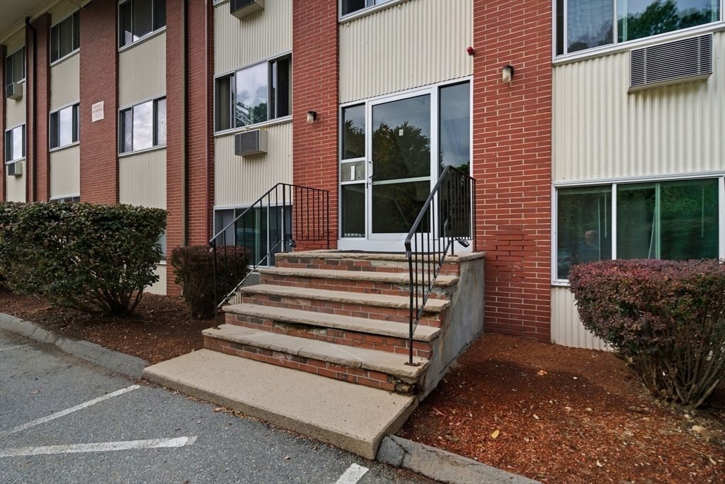 74 Beach Street, Bldg 5 # 3