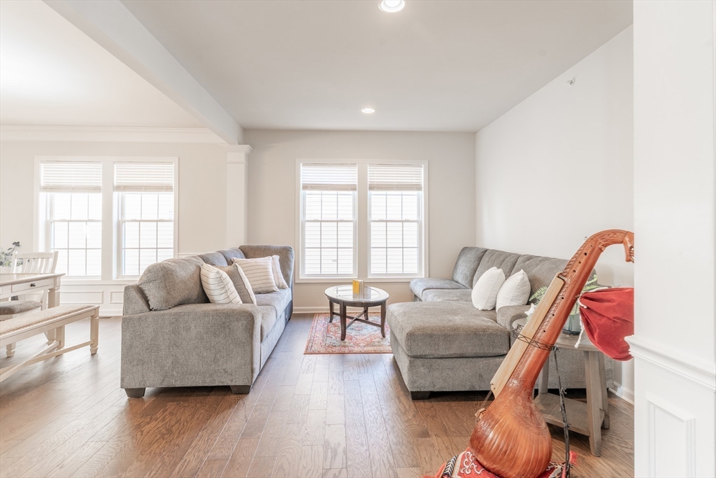31 Cherry Ln # 31