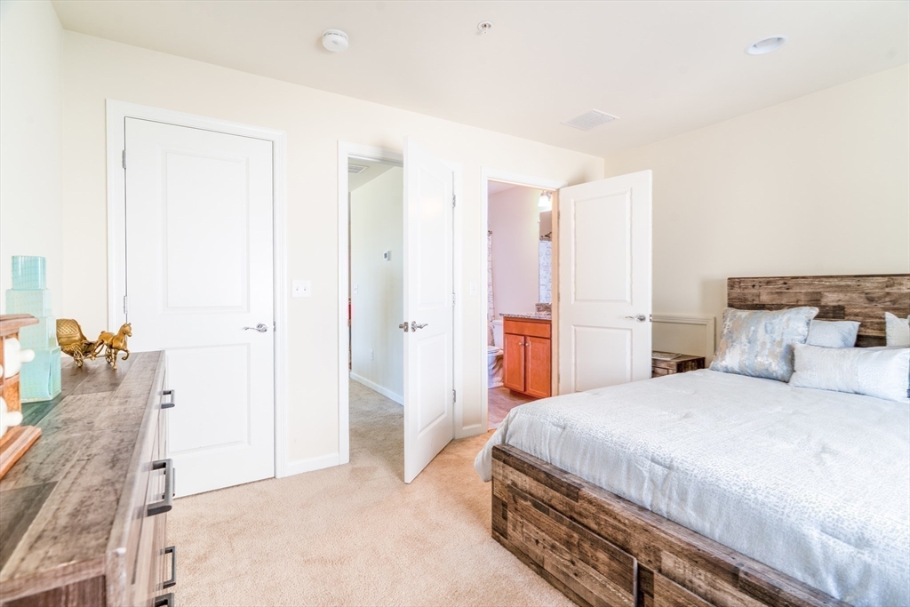 31 Cherry Ln # 31