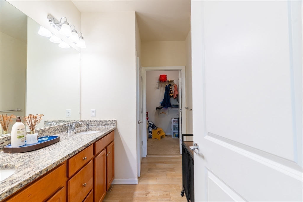 31 Cherry Ln # 31