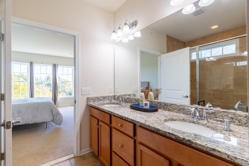 31 Cherry Ln # 31