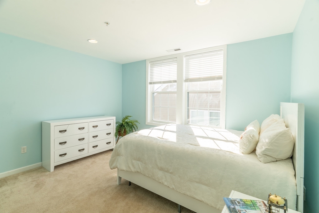 31 Cherry Ln # 31