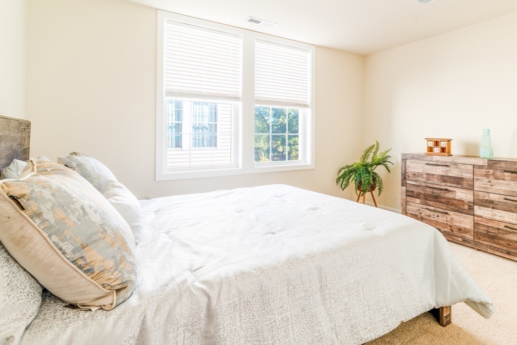 31 Cherry Ln # 31