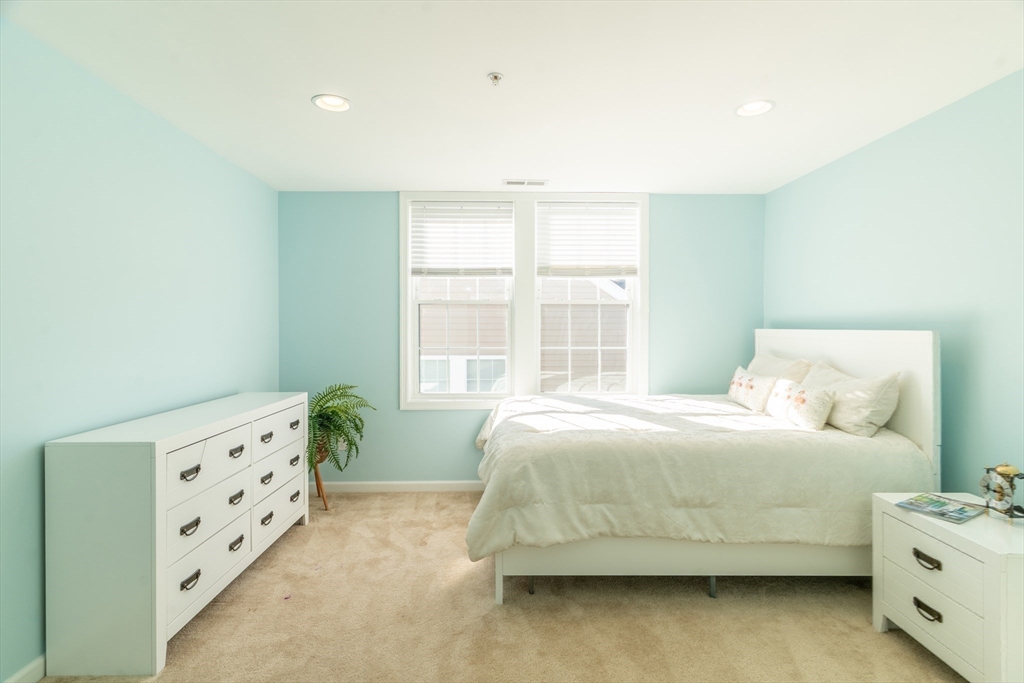 31 Cherry Ln # 31
