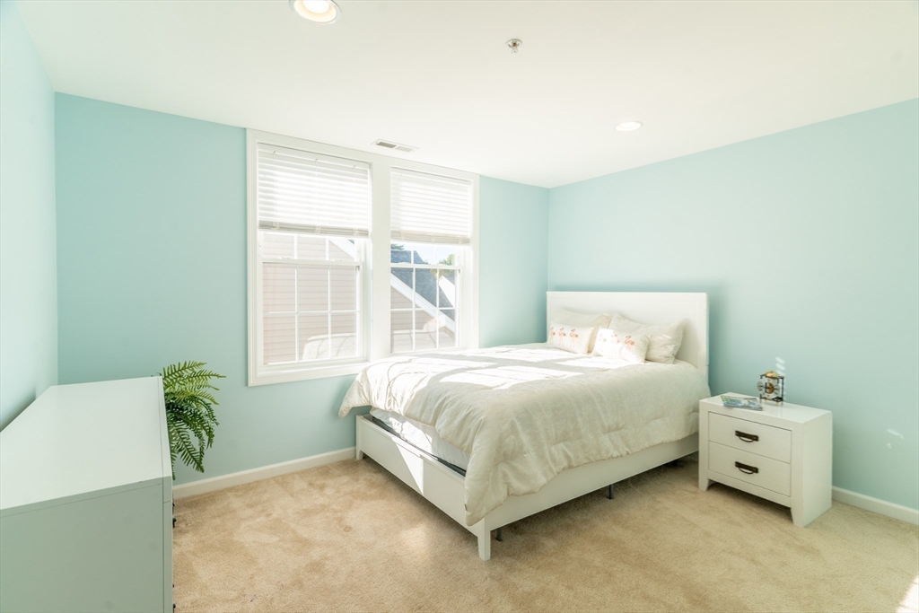 31 Cherry Ln # 31