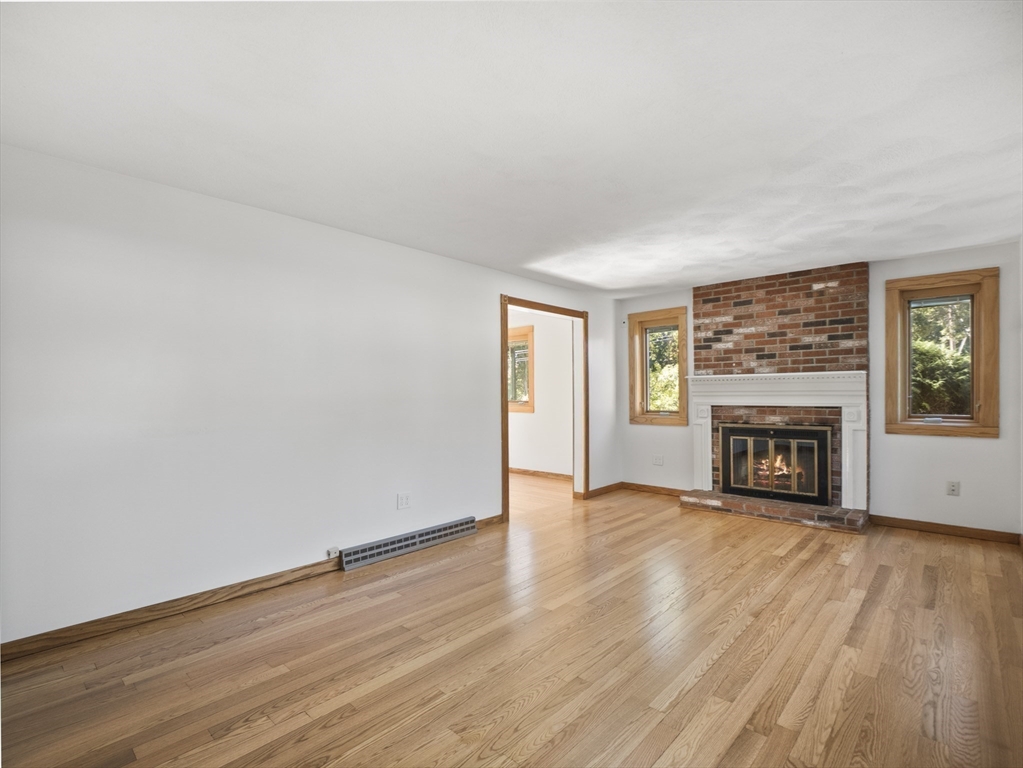 8 Boyds Ln