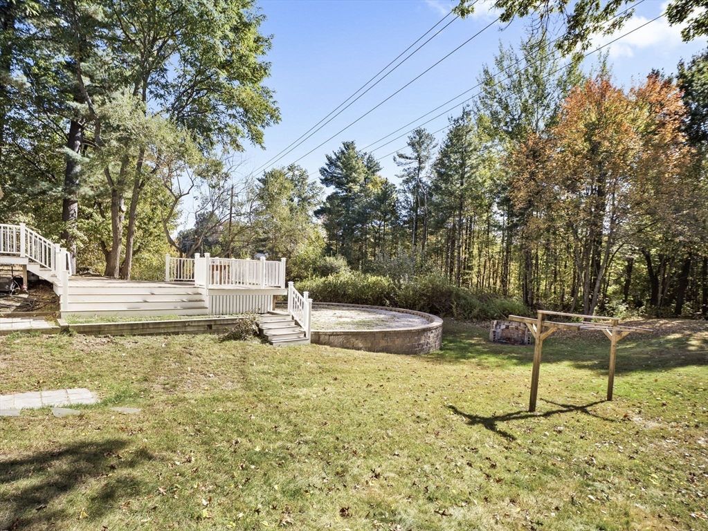 8 Boyds Ln