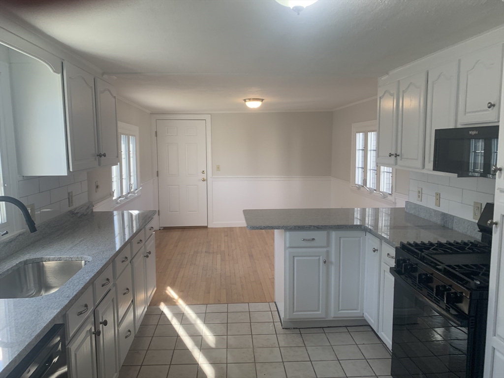 14 Greystone Ave # 14
