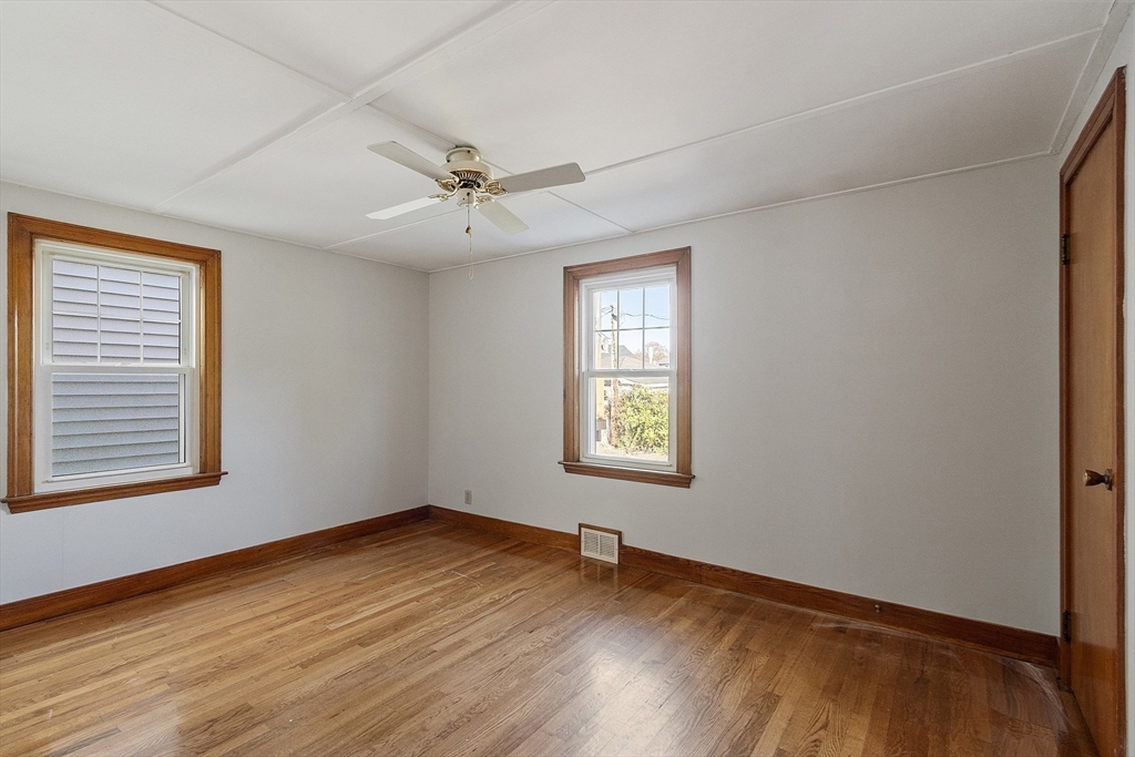 14 Greystone Ave # 14