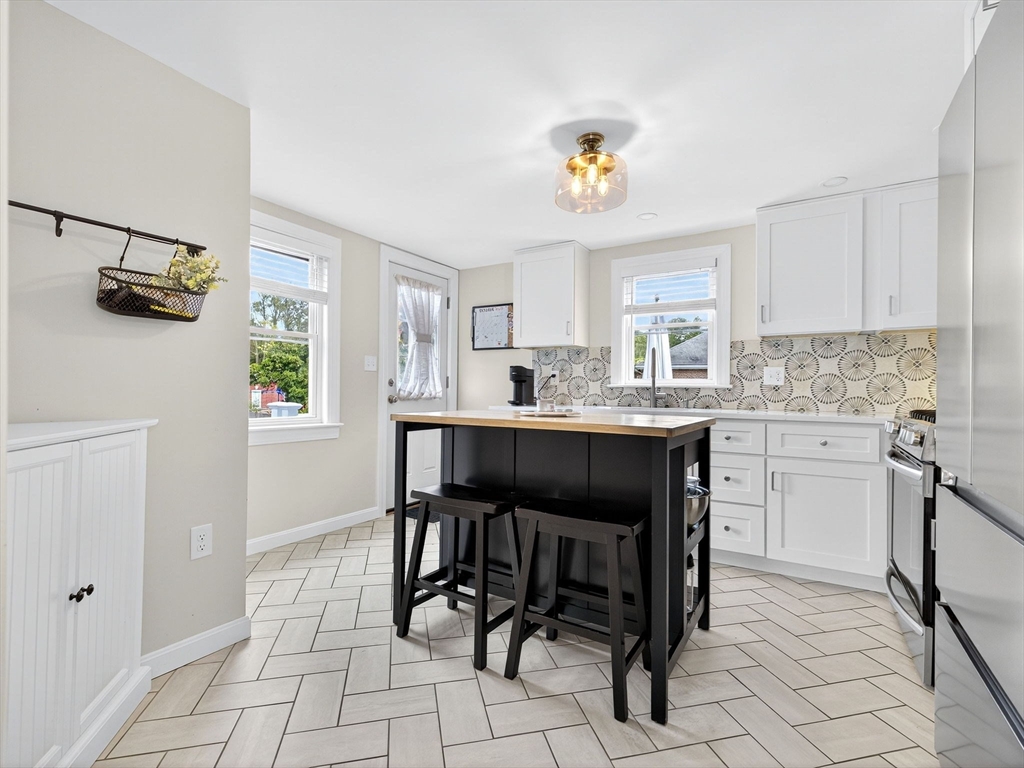 303 Pleasant St