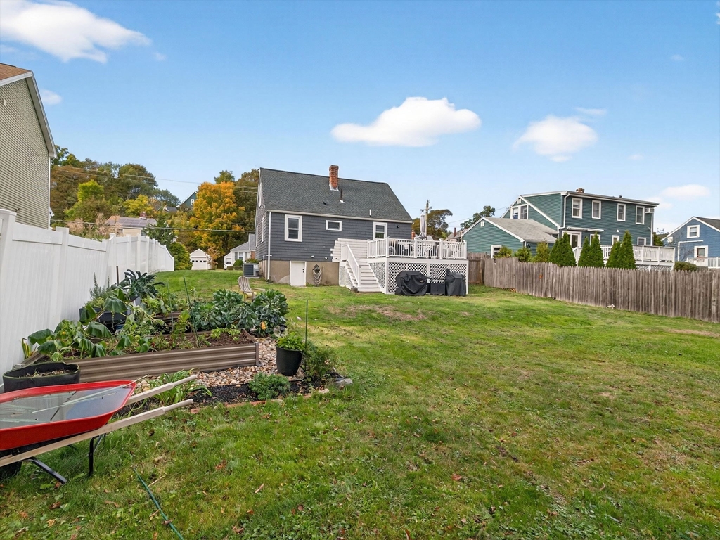 303 Pleasant St