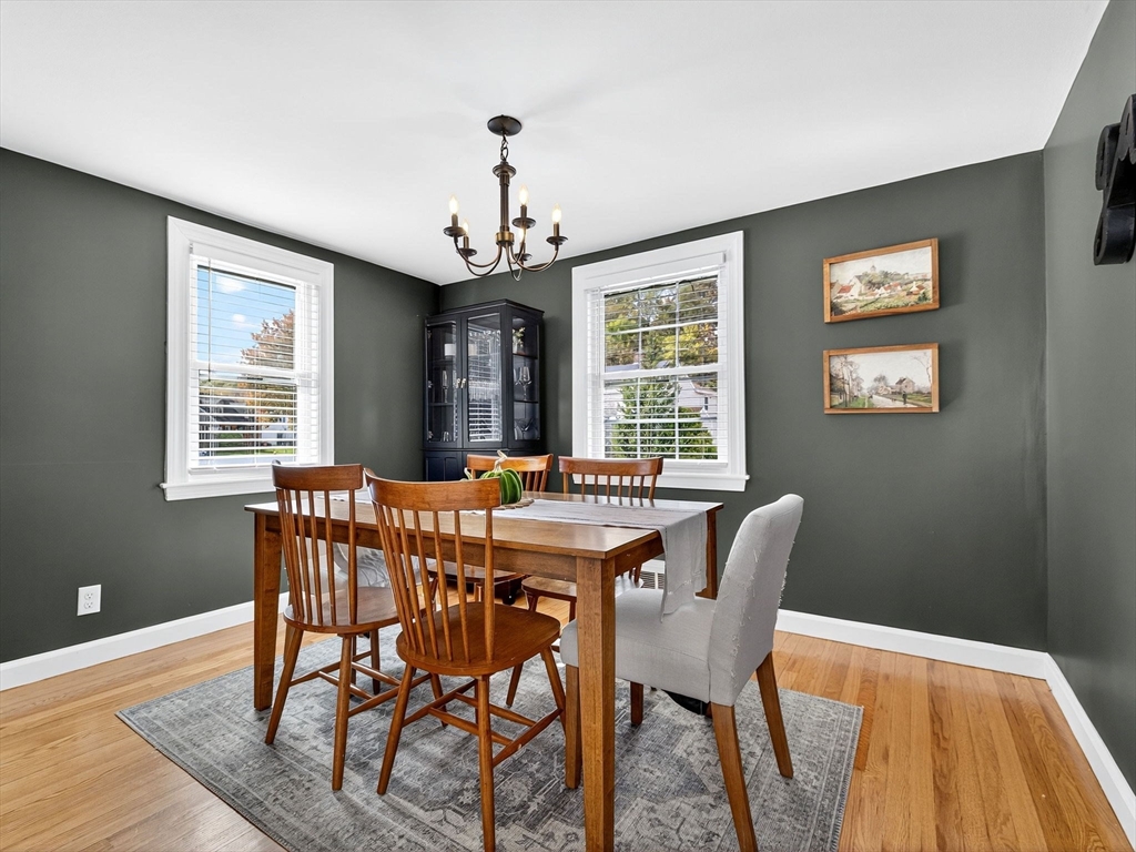 303 Pleasant St