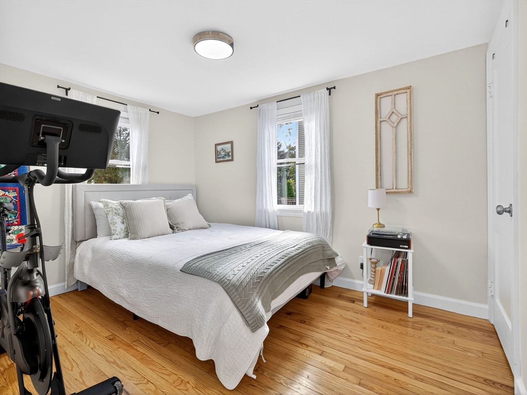 303 Pleasant St