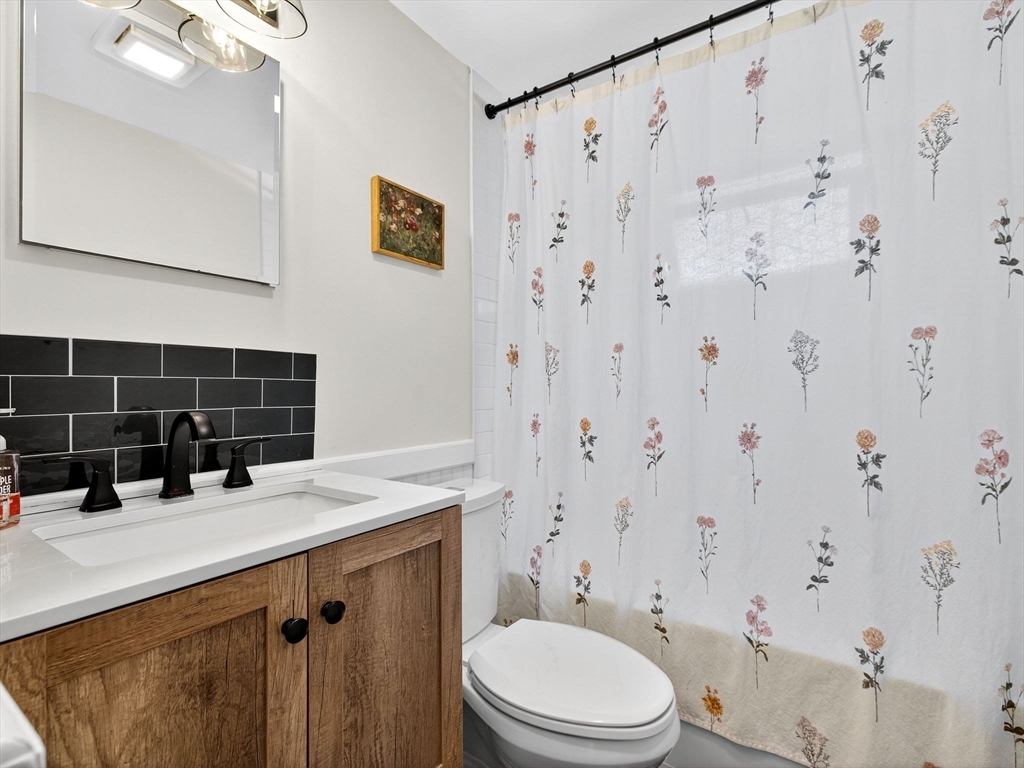 303 Pleasant St