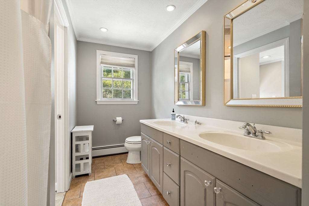 12 Patti Ln, Maynard