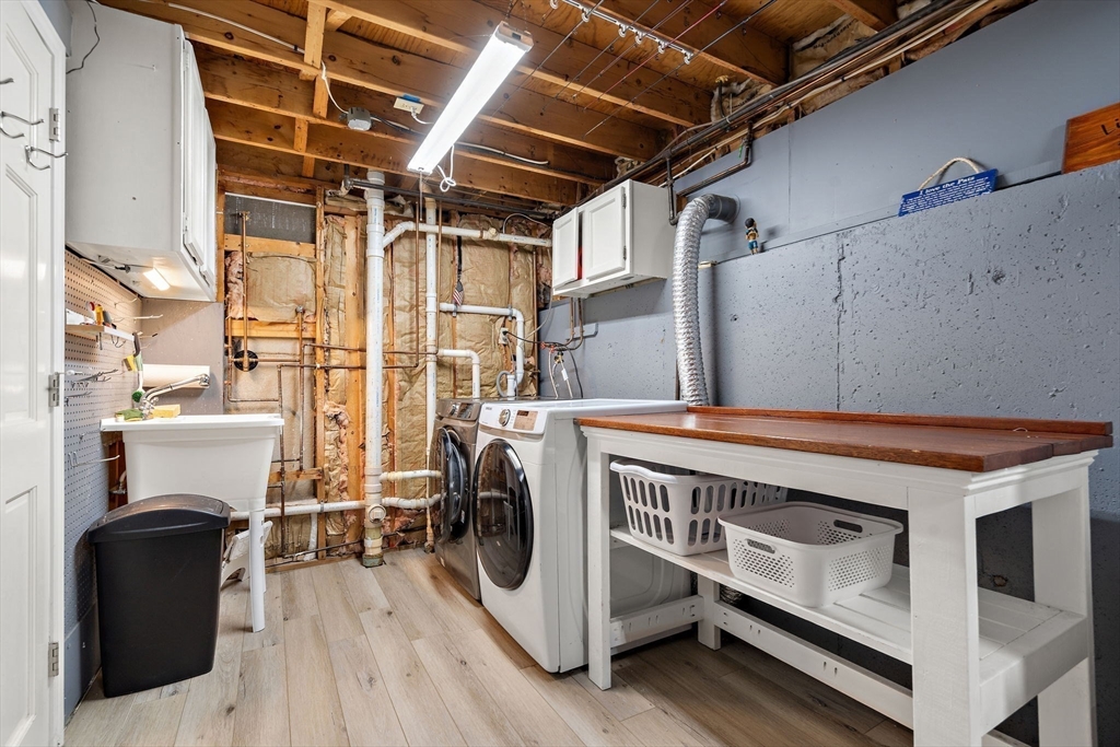 12 Patti Ln, Maynard