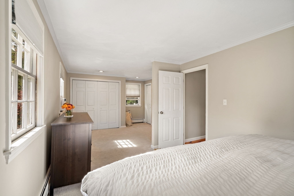 12 Patti Ln, Maynard