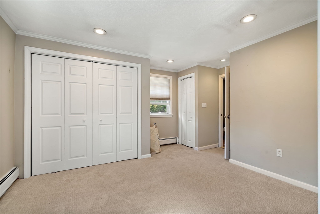 12 Patti Ln, Maynard